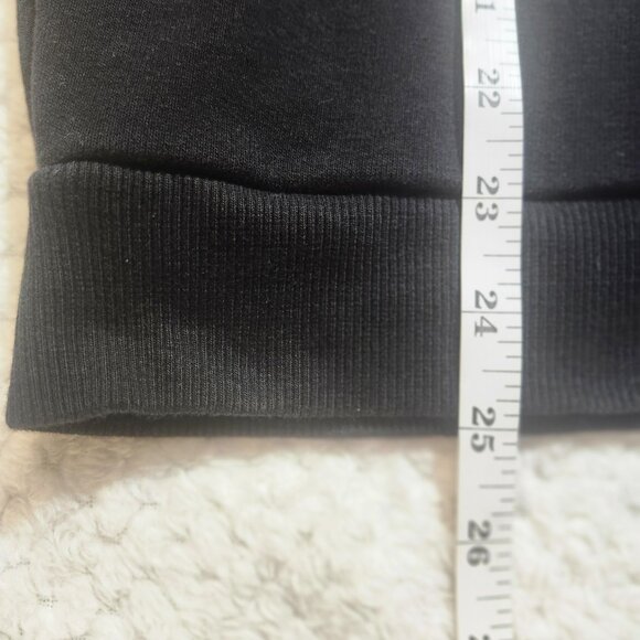 Disney Stitch Graphic Sweatshirt – Hang Ten Black Size S – Cute & Fun - Picture 4 of 5